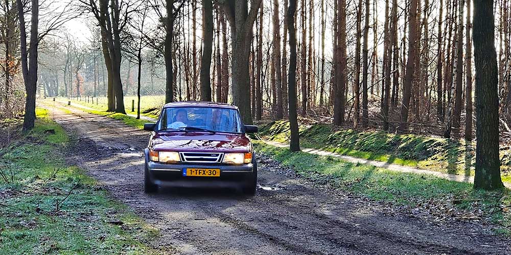 Henk en Floris Dinkelberg winnen 1e Saab Winter Rally